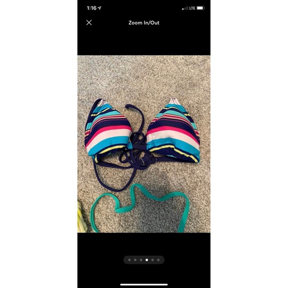 Bikini top bundle hollister xs‎ - Picture 3 of 4